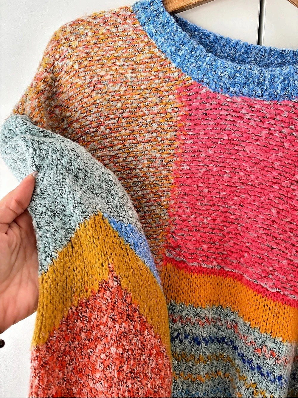 Absolutely Color Block Crewneck Sweater in Pink & Blue - Picture 6 of 7